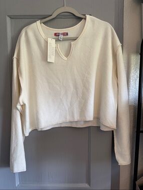 Free People Cream Cropped V-Notch Sweater